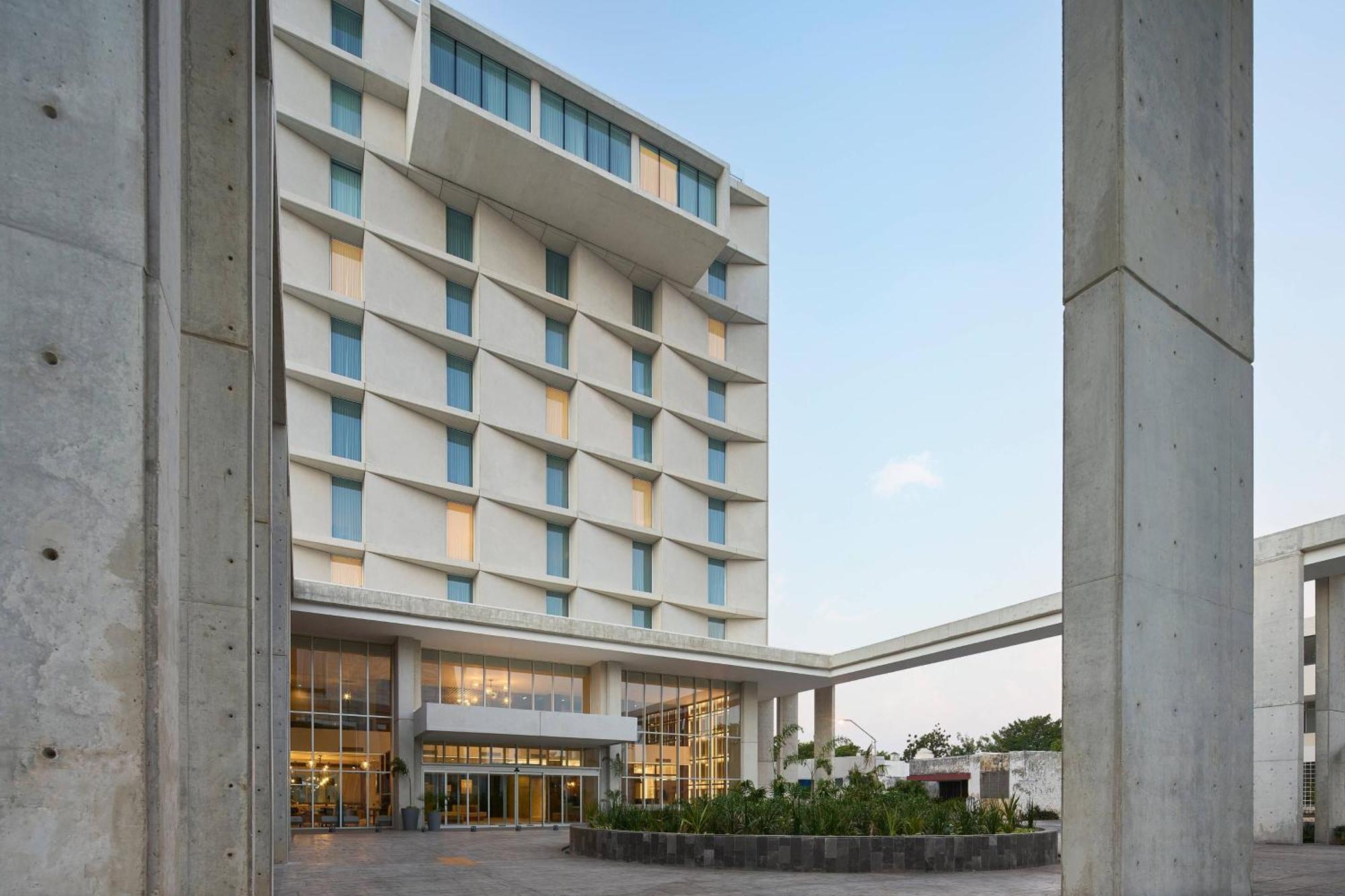 Courtyard By Marriott Merida Downtown Dış mekan fotoğraf