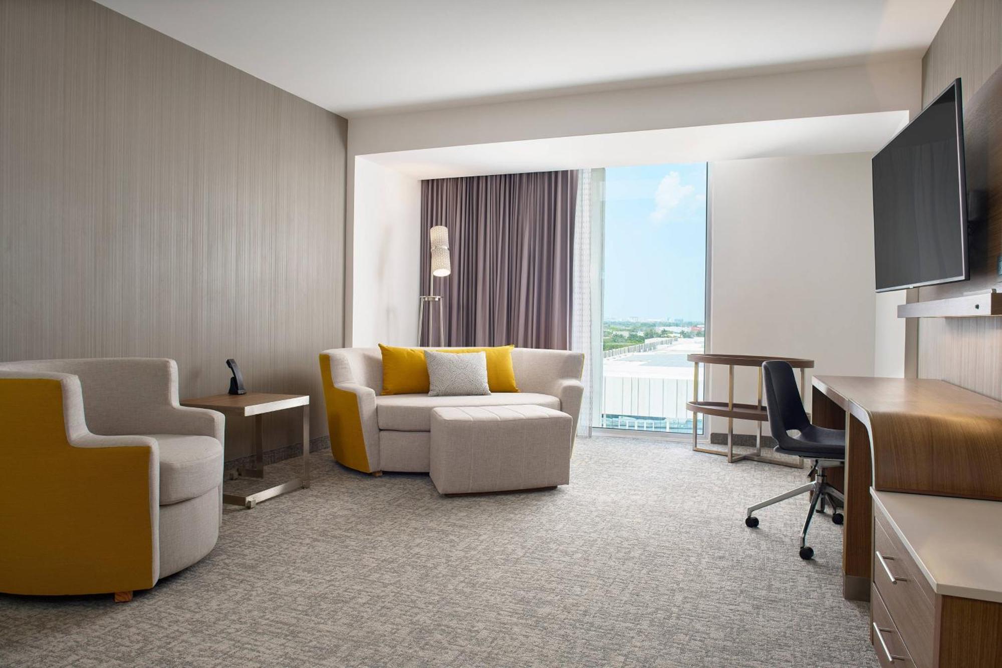 Courtyard By Marriott Merida Downtown Dış mekan fotoğraf